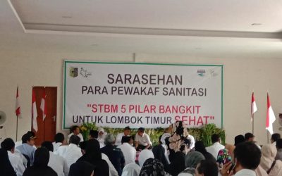 Desa Rensing Bat Terima Penghargaan dari Bupati Lombok Timur di Acara Sarasehan Para Pewakaf STBM