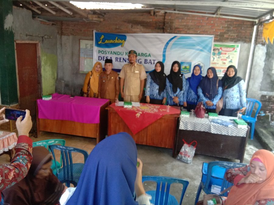Camat Sakbar Launching Posyandu Keluarga Desa Rensing Bat