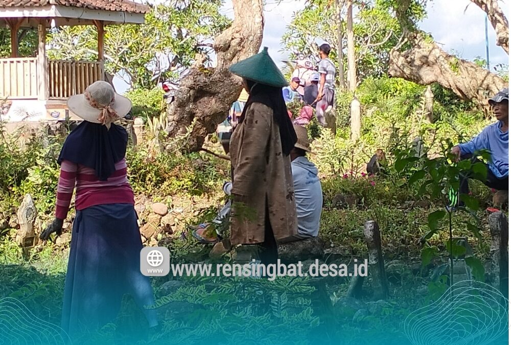Sambut Ramadan 1447 H, Warga Rensing Bat Bersihkan Makam